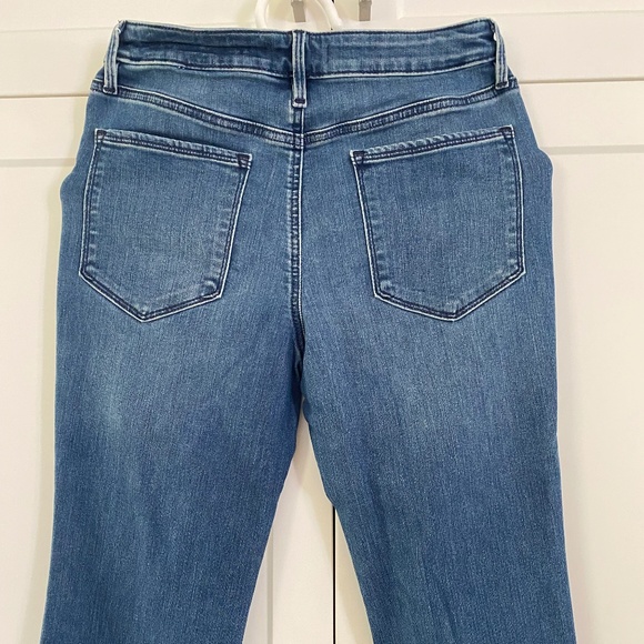 Athleta Sculptek Flare Jean in True Blue - 8 Tall - Picture 6 of 10